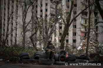 Ukraine leader pushes for more arms; US officials to visit - Trail Times