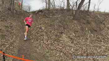 Wind, rain doesn't stop Arrowhead Park Trail morning runners - WOWT