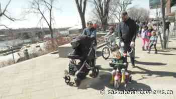 Family Fertility Fund of Sask. holds walk to raise awareness about infertility