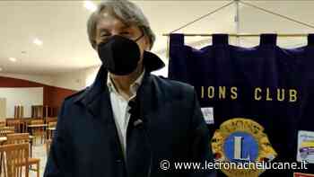 IL LIONS MELFI DONA UN LIBRO AL GASPARRINI - Cronache TV