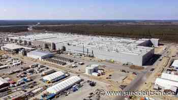 Ausgetretene Farbmischung bei Tesla ist schwach wassergefährdend - Wirtschaft - Süddeutsche Zeitung - SZ.de