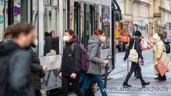 Verkehr - Sachsen: Bund muss 9-Euro-Ticket komplett bezahlen - Wirtschaft - Süddeutsche Zeitung - SZ.de