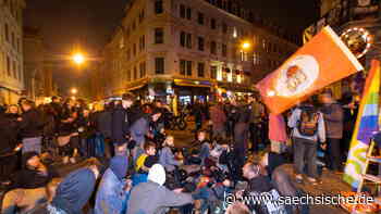 Dresden: Hunderte demonstrieren gegen Alkoholverbot am Dresdner Assi-Eck - Sächsische.de