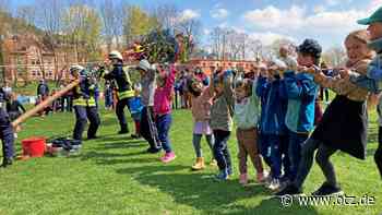 Der erste Maibaum Jenas wurde bereits im April aufgestellt - Ostthüringer Zeitung