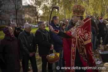 Zelenskyy meets top-level US delegation, gets aid promises - Delta Optimist