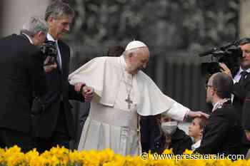Pope Francis clears schedule for medical checks on painful knee - Press Herald