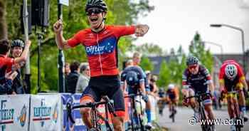 Balen in Gerwen, maar nu de bloemen in Geldrop voor wielrenner Luuk Schuurmans - Eindhovens Dagblad