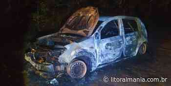Motorista é morto e tem veículo incendiado em Capivari do Sul - Litoralmania