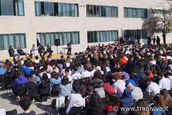 "Siate custodi della bellezza": il messaggio agli alunni del liceo "Vecchi" nel corso dell'assemblea d'istituto - TraniViva