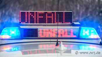 Kalkar: Zwei Schwerverletzte nach Frontalkollision mit Baum - NRZ News