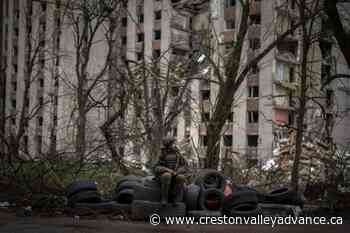 Ukraine leader pushes for more arms; US officials to visit - Creston Valley Advance