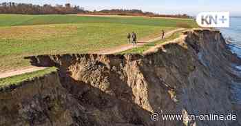 Feuerwehr rettet Urlauberin aus Steilküste in Stohl