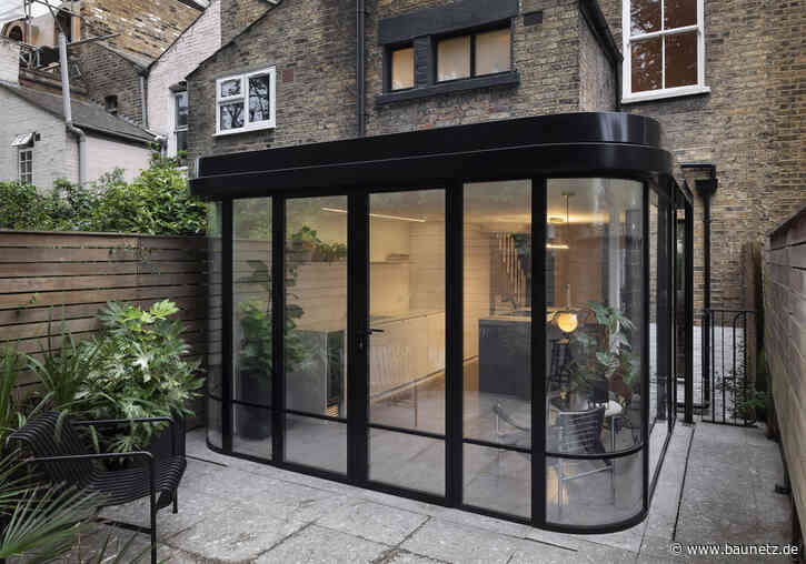 Schaufenster zum Garten
 - Wohnhauserweiterung in London von Bureau de Change