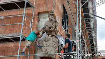 Ringen um die Erinnerungskultur: Darum sorgt eine Bläser-Figur für Unmut in Brannenburg