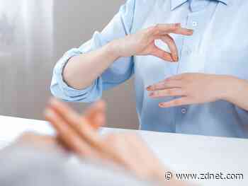 Learn how to communicate in a new language with this $35 ASL masterclass