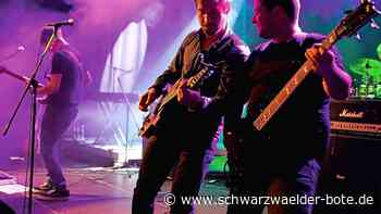 Festspielhaus Simmersfeld: Simmersfelder Fans feiern "From Ashes"