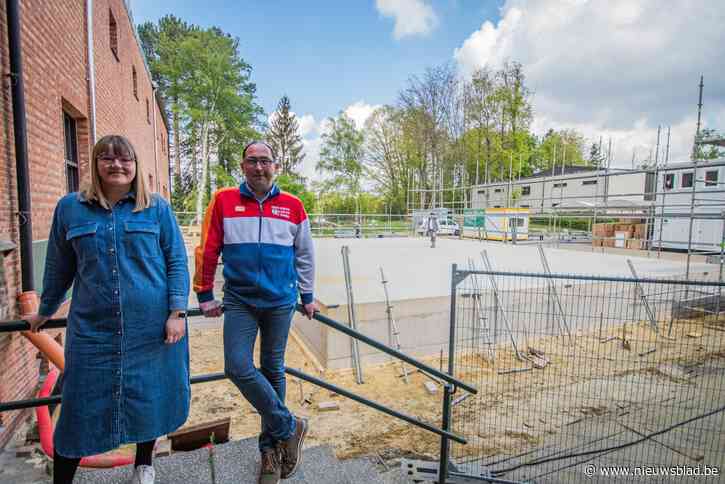 School stapt week lang over op afstandsonderwijs, maar corona heeft er niets mee te maken: “Twee jaar geleden was dit geen optie geweest”