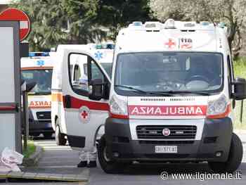 "Non ci serve niente". E lui investe le ragazze