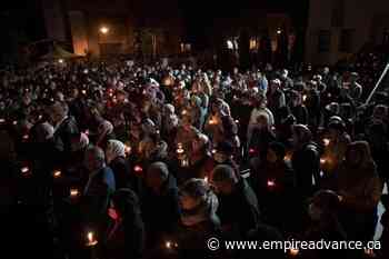 Far from home, Ukrainian refugees pray at Easter for peace - Virden Empire Advance