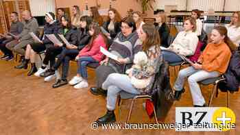 Neuer Chor: Ukrainer singen in Wolfsburg gegen Verlorenheit an