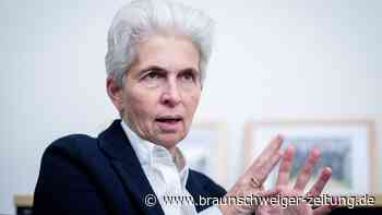 Strack-Zimmermann: Sie schenkt Kanzler Scholz nichts