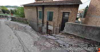 Perugia, frana a Ponte Felcino: strada chiusa, evacuate due famiglie - Corriere dell'Umbria