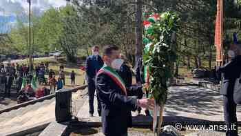 25 aprile: cerimonia al Sacrario di Colle San Marco a Ascoli - Agenzia ANSA