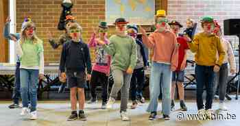 Leerlingen Minnestraal op het podium | Lebbeke | hln.be - Het Laatste Nieuws