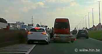 Dashcam filmt verkeersagressie op A12 in Aartselaar | Binnenland | hln.be - Het Laatste Nieuws