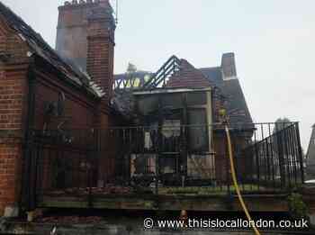 Putney: Dealtry Road fire destroys half of two flats