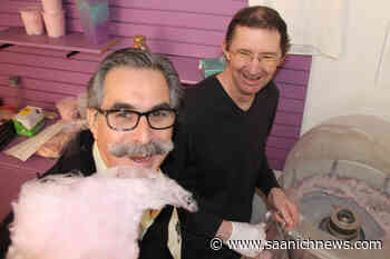 Oak Bay businesses abuzz with excitement over returning events - Saanich News