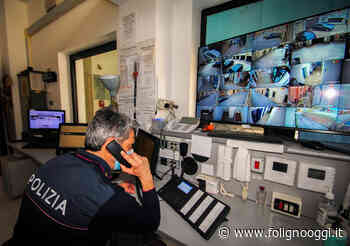 In panne sulla carreggiata, automobilista soccorso dalla Polizia di Foligno - Foligno Oggi