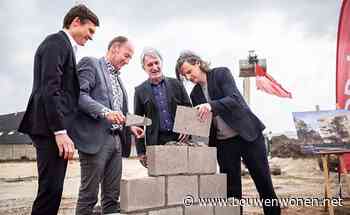 Stadsbestuur Eeklo legt eerste steen van nieuwe groene woonbuurt - bouwenwonen.net - Bouw & Wonen