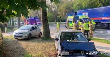Twee wagens betrokken bij ongeval op Brusselsesteenweg, één gewonde - Het Laatste Nieuws