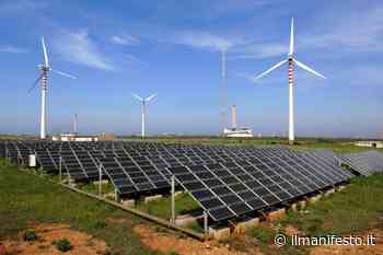 Energia rinnovabile, il governo fermo sui decreti cruciali per la svolta - Il Manifesto