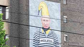 Bananensprayer Thomas Baumgärtel malt Putin als Sträfling - IKZ News