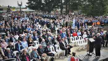 Anzac Day 2022: Bathurst pauses to remember those who served in war - Western Advocate