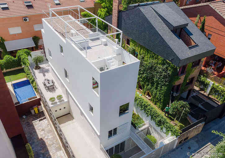 Schlank in Madrid
 - Wohnhaus von Murado & Elvira Arquitectos