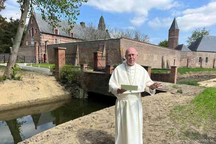 Norbertijnen zien zich opnieuw omringd: Nooit zoveel water gezien rond de abdij”