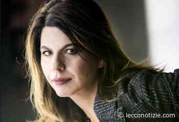 Merate: Geppi Cucciari, chiude, con un tutto esaurito, la stagione del Manzoni - Lecco Notizie