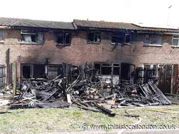 Cowden Road Orpington: Old man treated after fire