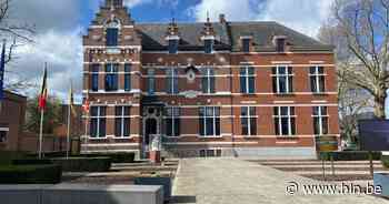 Voortuin van gemeentehuis wordt 'Wonderwoudje': Nielenaren kunnen input geven - Het Laatste Nieuws