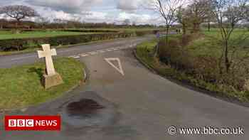 Walton-le-Dale crash: Motorcyclist dies and passenger injured