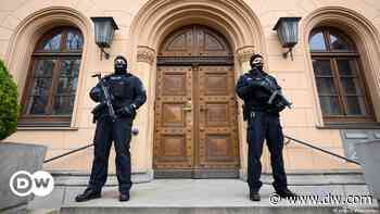 Prozess gegen gambischen Ex-Soldaten in Celle eröffnet - DW (Deutsch)