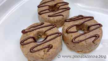 Ciambelle golose ma dietetiche con farina d’avena, mele e noci! No cottura, No farina! - NonSoloRiciclo