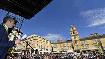 25 Aprile, Pizzarotti: "Parma è a fianco del popolo ucraino" - La Repubblica