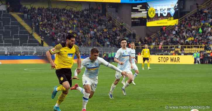 Fußball für den Frieden: Emotionales Benefizspiel beim BVB