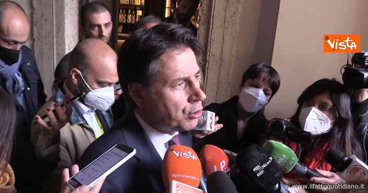 Guerra Russia-Ucraina, Conte: “M5s si oppone all’invio di aiuti militari. Chiesto a Draghi e Guerini di riferire in Parlamento”