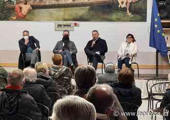 Donini sul palco PD di Carpi: 'Ridurremo le liste di attesa, forte impegno per il nuovo ospedale' - La Pressa