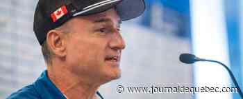 «Le Mélancolite»: Bruno Blanchet bien entouré avec son humour absurde